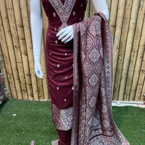 *Pure kaani Weaving V neck suit* *Pure acrylic Woolen Wiving emb* (9155)